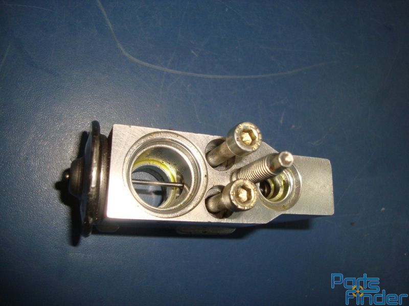 Βαλβίδα a/c Α31100600G & 52355290 - Opel Corsa D